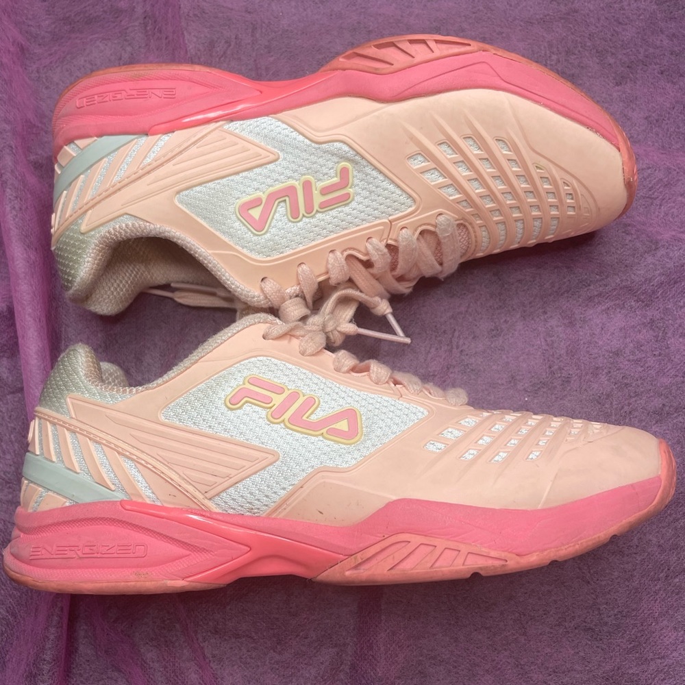 Fila Energized womens pink tennis shoes